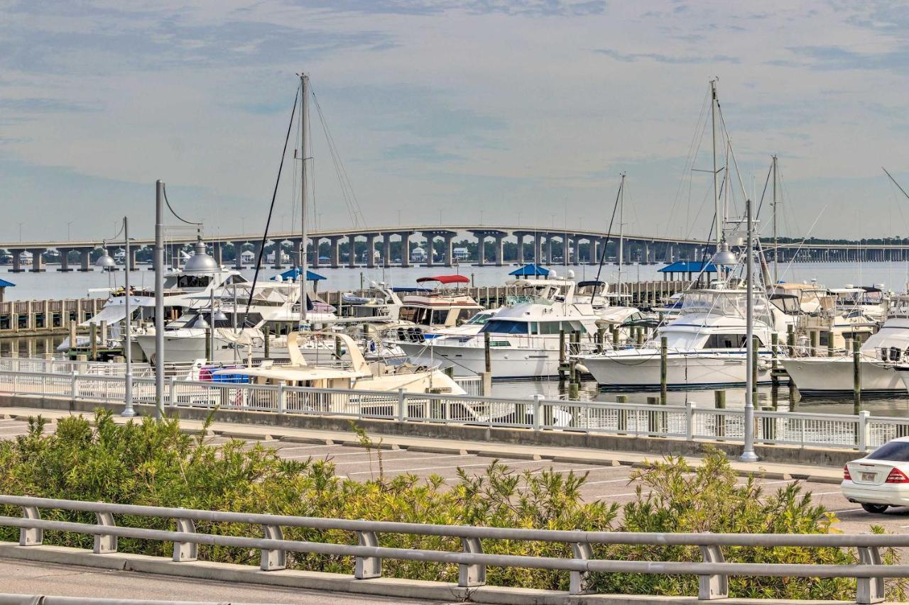 Walk To Beach From Chic Old Town Apartment With Yard Bay St. Louis Esterno foto